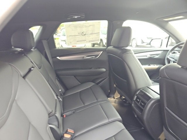 2025 Cadillac XT5 Luxury