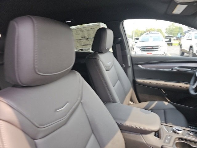 2025 Cadillac XT5 Luxury