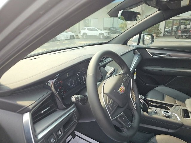 2025 Cadillac XT5 Luxury