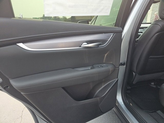 2025 Cadillac XT5 Luxury