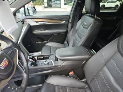 2023 Cadillac XT5 Premium Luxury