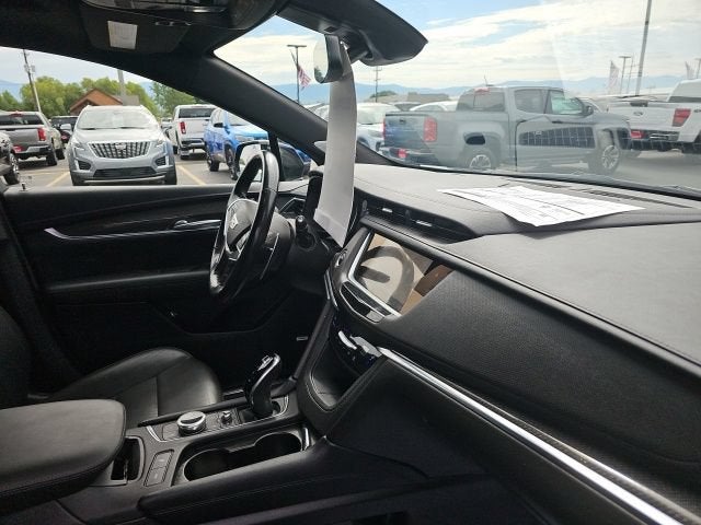 2025 Cadillac XT5 AWD Sport