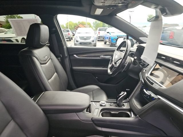 2025 Cadillac XT5 AWD Sport
