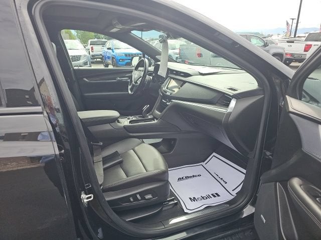 2025 Cadillac XT5 AWD Sport