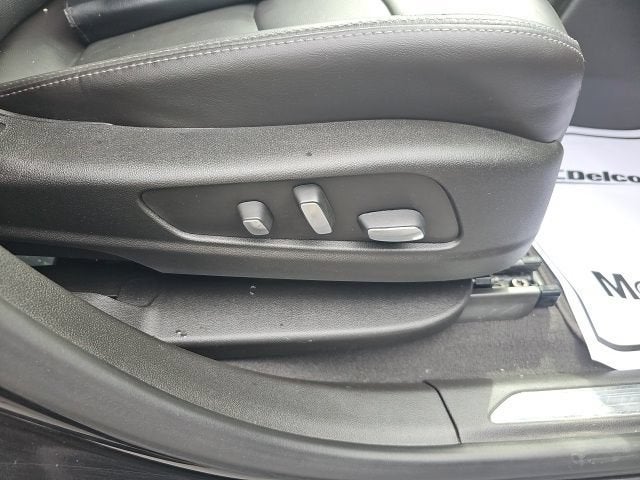 2025 Cadillac XT5 AWD Sport