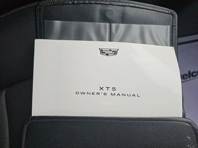2025 Cadillac XT5 AWD Sport