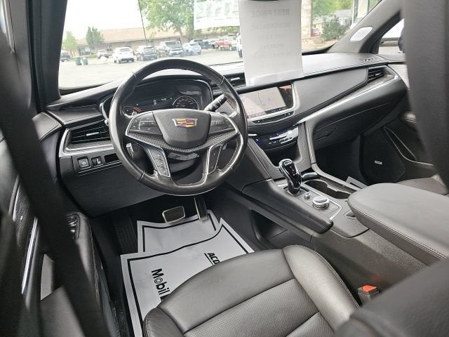 2025 Cadillac XT5 AWD Sport