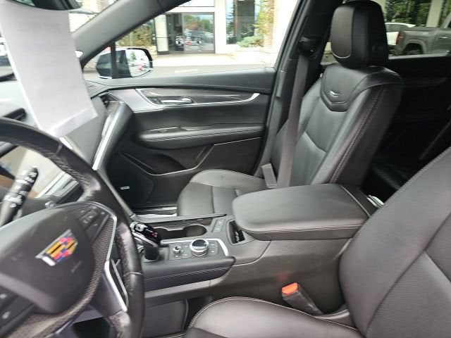 2025 Cadillac XT5 AWD Sport