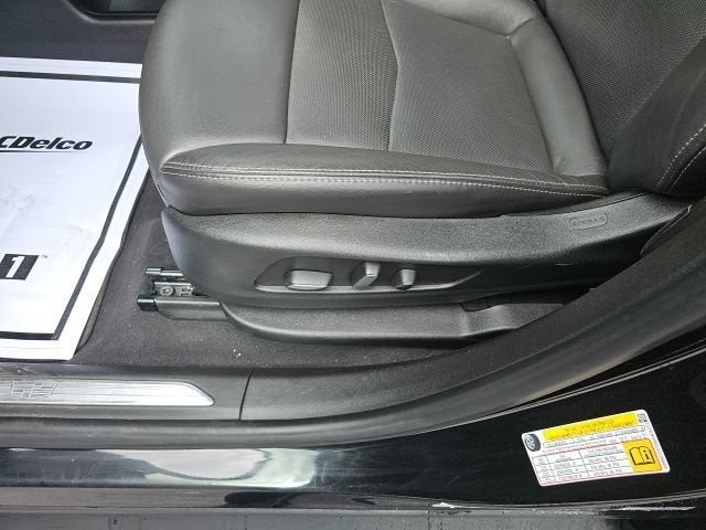 2025 Cadillac XT5 AWD Sport