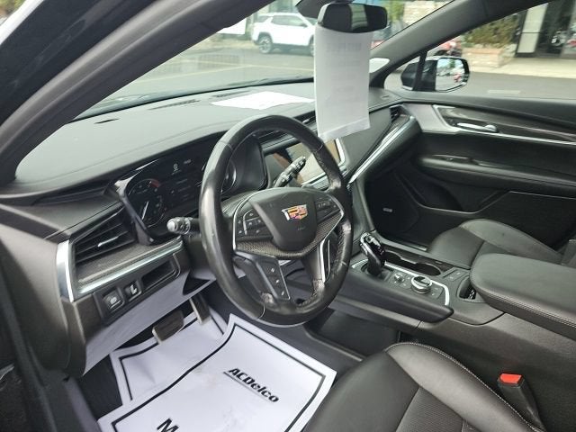 2025 Cadillac XT5 AWD Sport