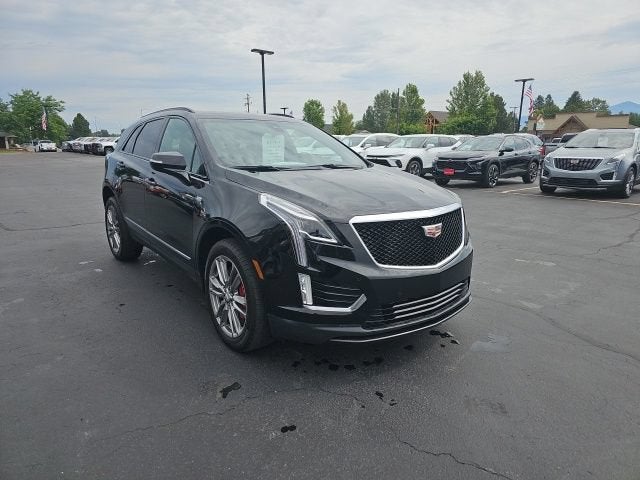 2025 Cadillac XT5 AWD Sport