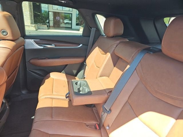 2025 Cadillac XT5 Sport