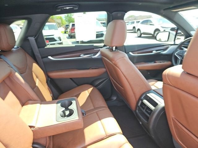2025 Cadillac XT5 Sport