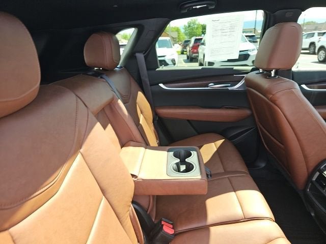 2025 Cadillac XT5 Sport