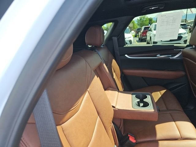 2025 Cadillac XT5 Sport