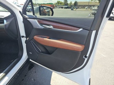 2025 Cadillac XT5 Sport