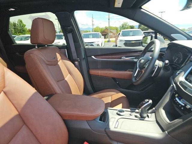 2025 Cadillac XT5 Sport