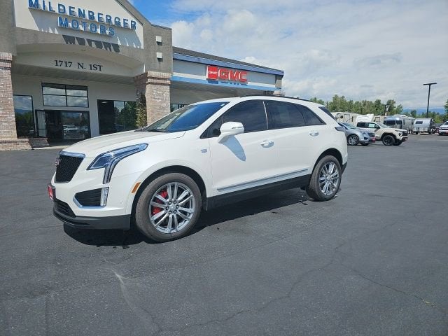 2025 Cadillac XT5 Sport
