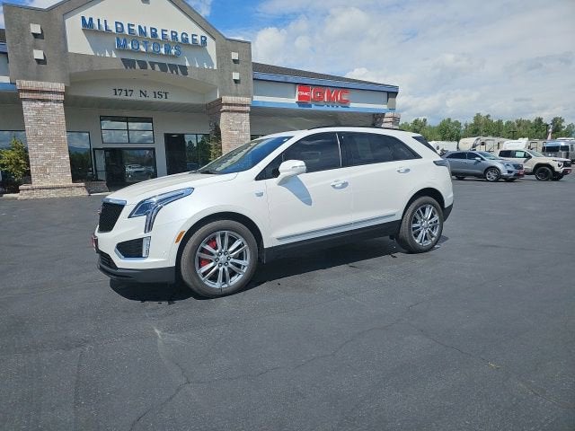2025 Cadillac XT5 Sport