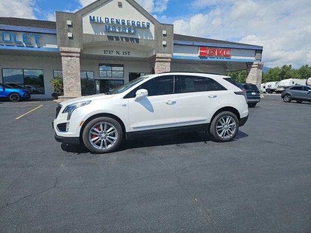 2025 Cadillac XT5 Sport