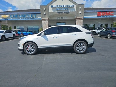2025 Cadillac XT5 Sport