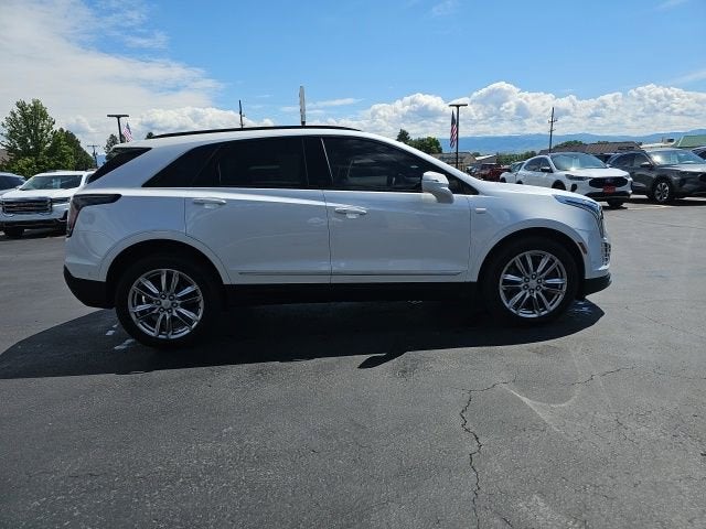 2025 Cadillac XT5 Sport