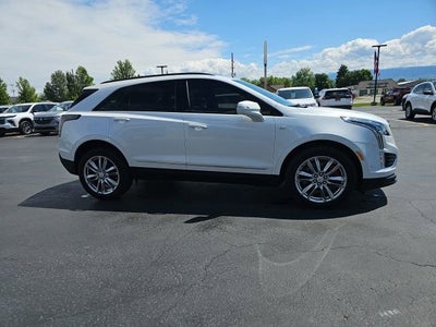 2025 Cadillac XT5 Sport