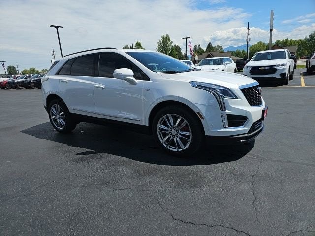 2025 Cadillac XT5 Sport