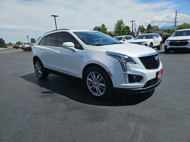 2025 Cadillac XT5 Sport