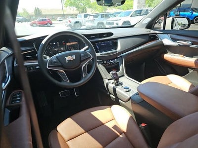 2025 Cadillac XT5 Sport