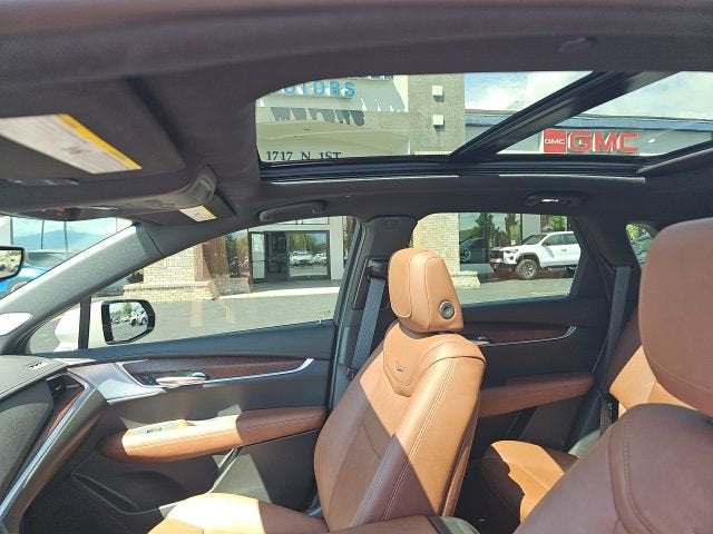 2025 Cadillac XT5 Sport