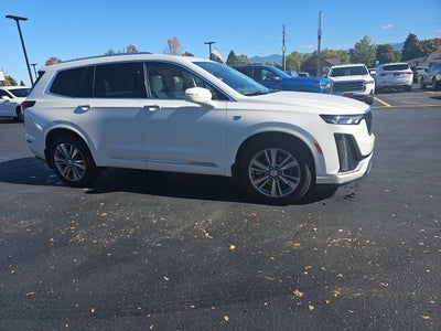 2023 Cadillac XT6 Premium Luxury