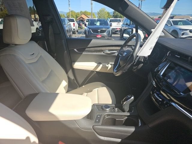 2023 Cadillac XT6 AWD Sport
