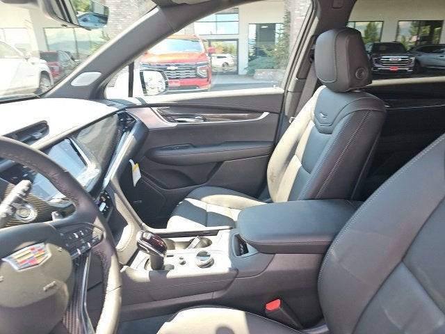 2025 Cadillac XT6 Sport