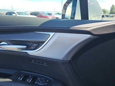 2025 Cadillac XT6 Sport