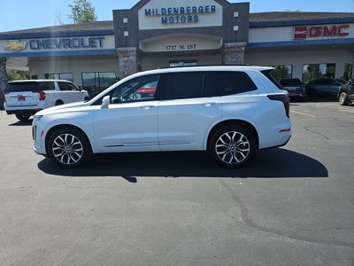 2025 Cadillac XT6 Sport