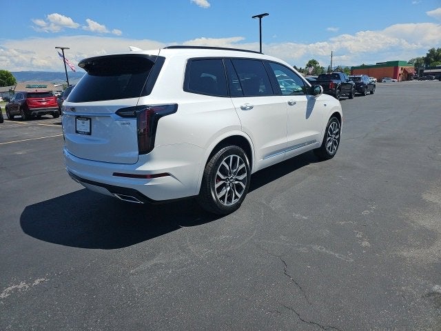 2025 Cadillac XT6 Sport
