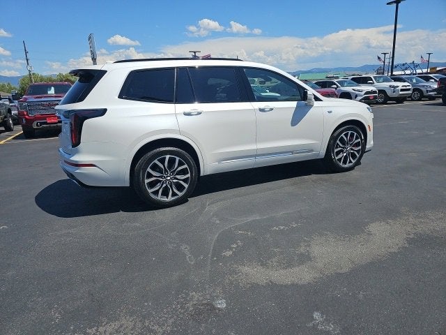 2025 Cadillac XT6 Sport