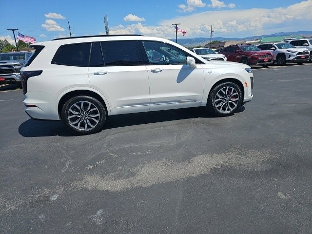 2025 Cadillac XT6 Sport