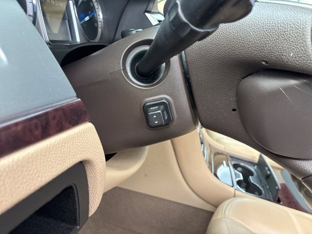 2013 Cadillac Escalade Base