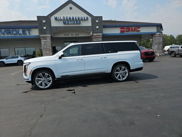 2026 Cadillac Escalade ESV Sport
