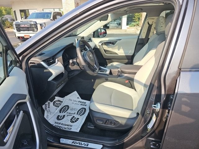 2024 Toyota RAV4 XLE Premium