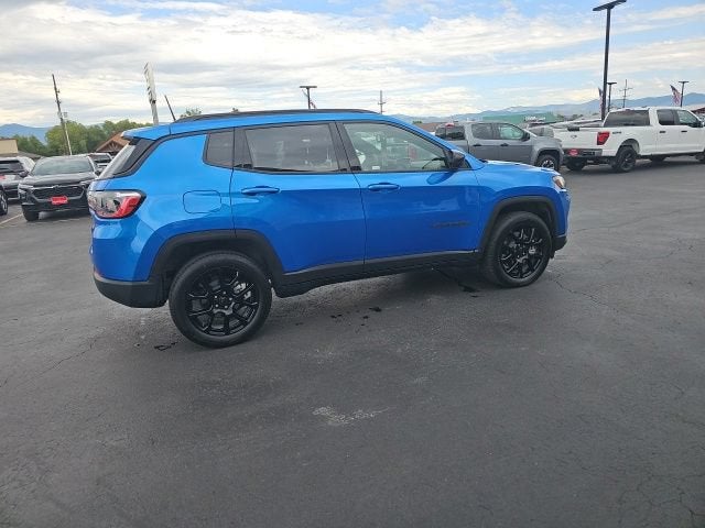 2026 Jeep Compass Latitude Altitude