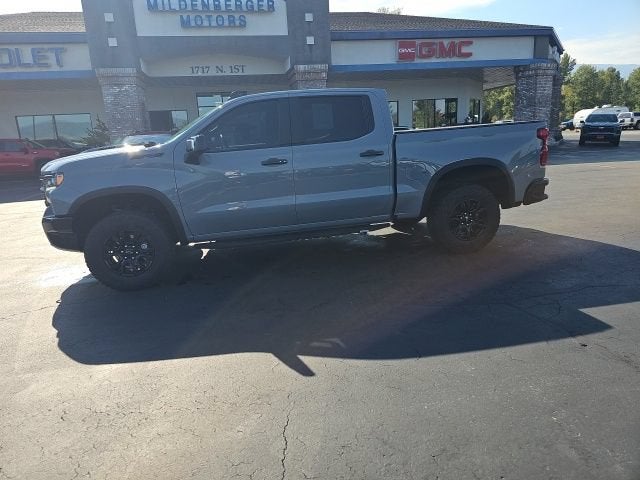 2024 Chevrolet Silverado 1500 ZR2