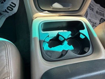 2002 Chevrolet Avalanche BASE