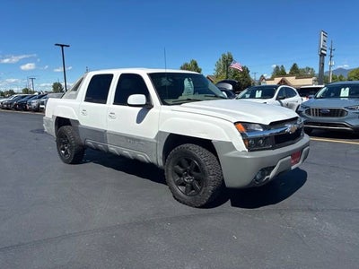 2002 Chevrolet Avalanche BASE
