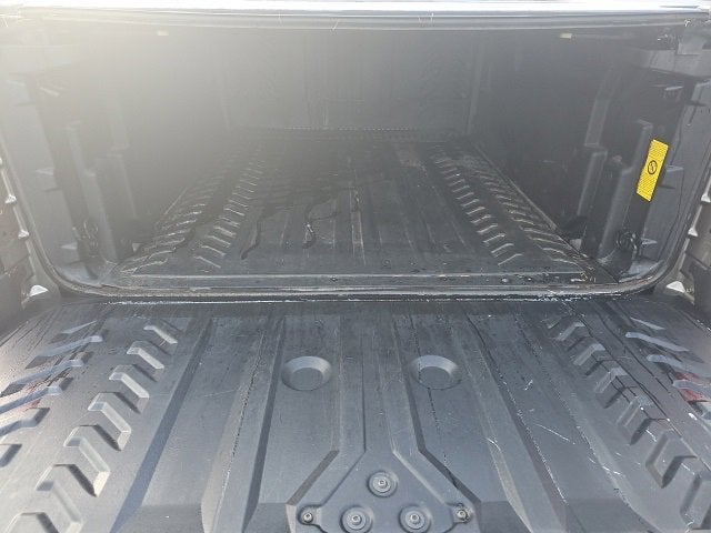 2003 Chevrolet Avalanche BASE