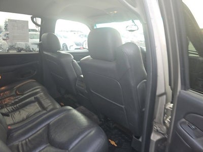 2003 Chevrolet Avalanche BASE