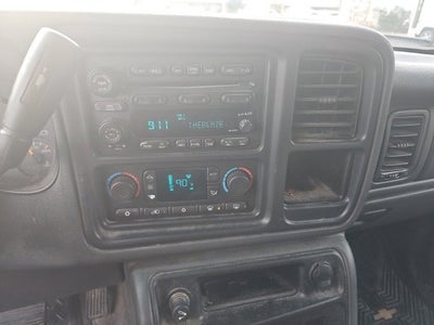 2003 Chevrolet Avalanche BASE