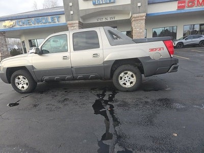 2003 Chevrolet Avalanche BASE